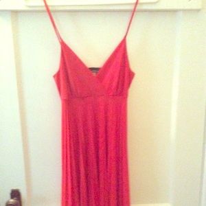 Urban behaviour Red dress light and comfy